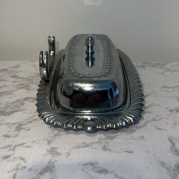 Vintage Irvinware Chrome Plated Butter Dish With A Glass Insert and Knife Holder - Picture 2 of 7